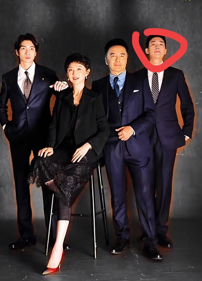 何晴独子许何近照曝光，长相帅气五官硬朗