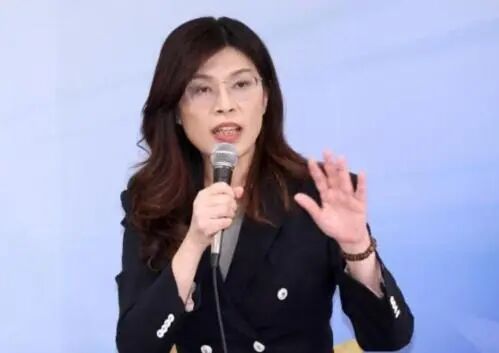 就任九个月 郑丽文正面回应"请辞国民党主席"传闻