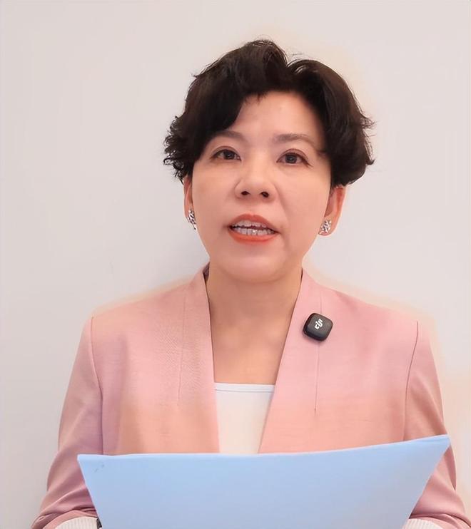 国乒男团惜败日本，邓亚萍发声：整体打得不错，年轻人需历练