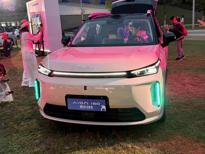 新款埃安i60升级来袭：增配激光雷达，销量主力再进化