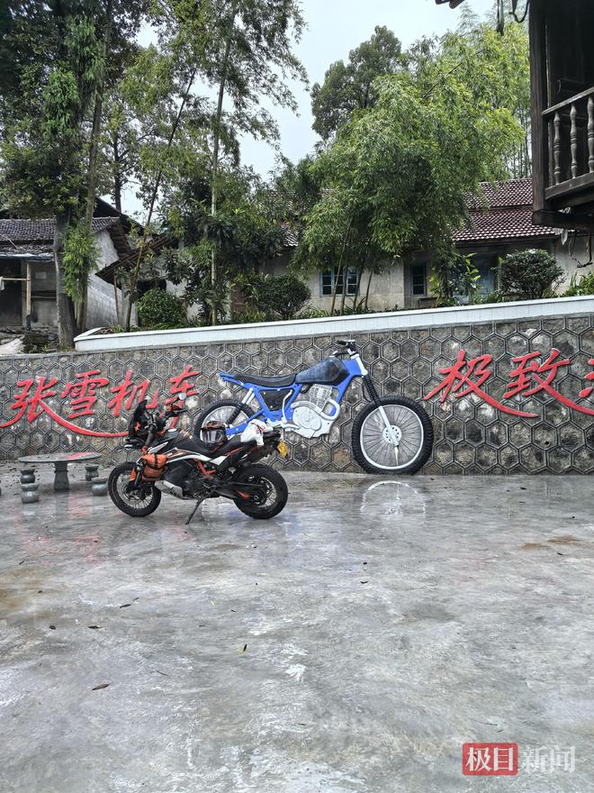 张雪怀化老宅变打卡地，村支书想请他代言矿泉水